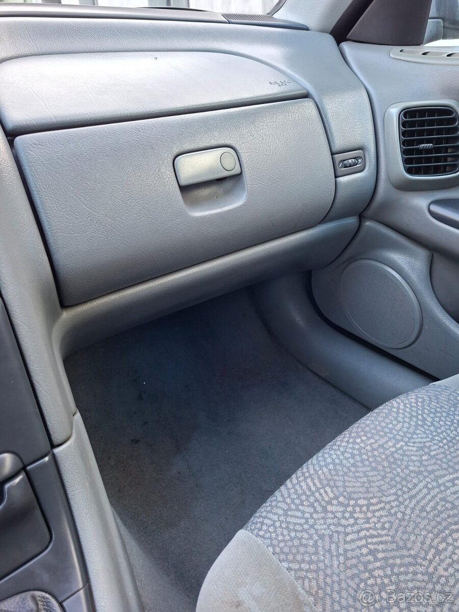 Renault Laguna kombi 1.9dti - 7