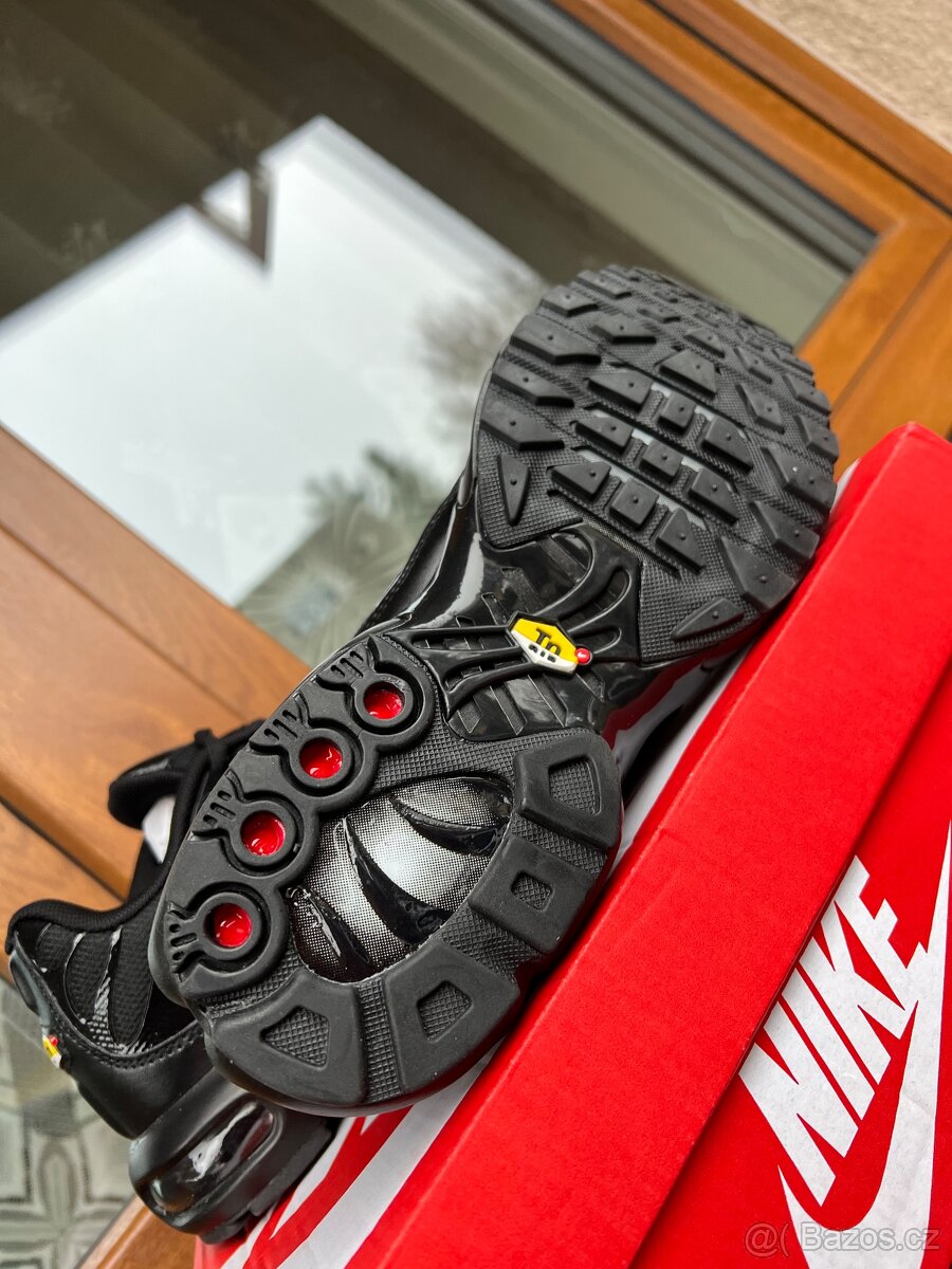 Nike Air Max Plus Triple Black - 7