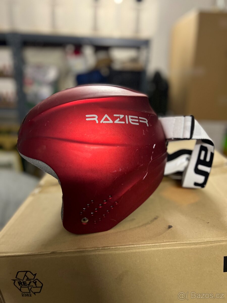 Dětská lyžařská helma - 7