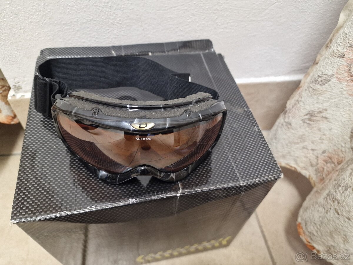 Pánská lyžařská helma - 7