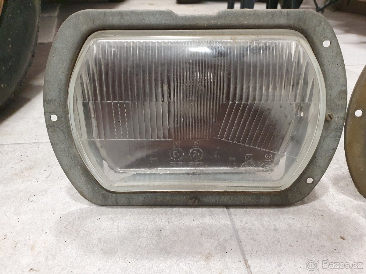 Svetla Moskvič 2140 - 7