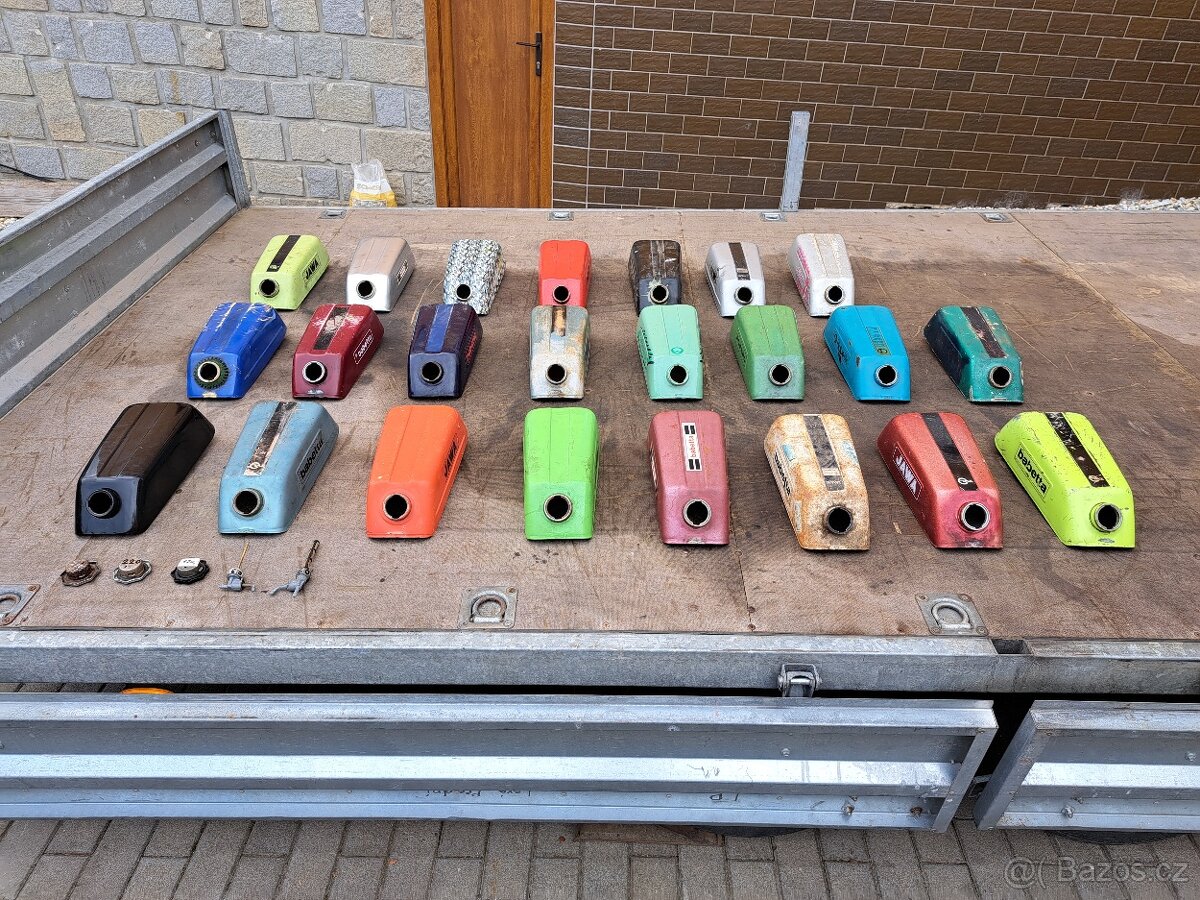 Nádrže na moped Babetta 210, 215, 225 - 7