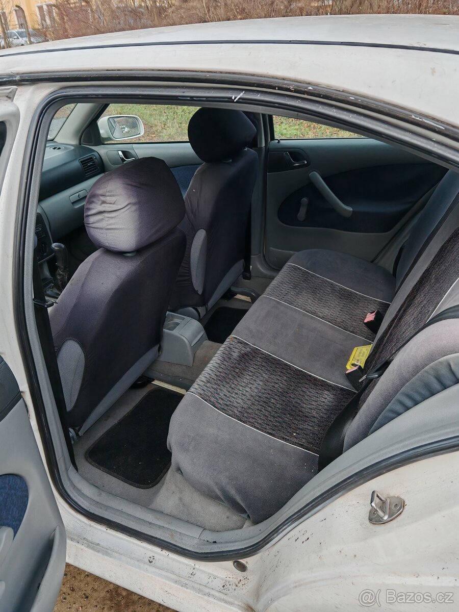 Škoda Octavia 1.9tdi 66kw spěchá - 7