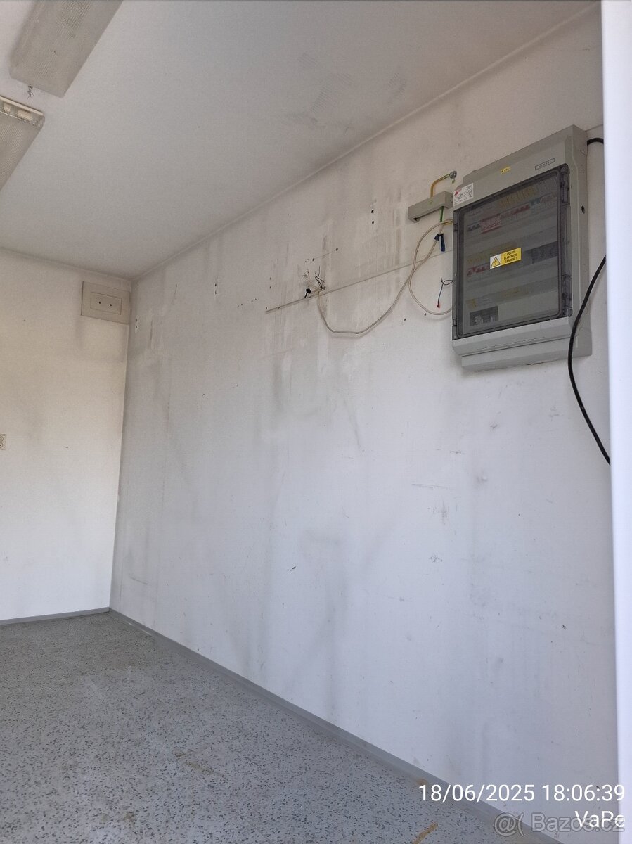 Stavební buňka - 7