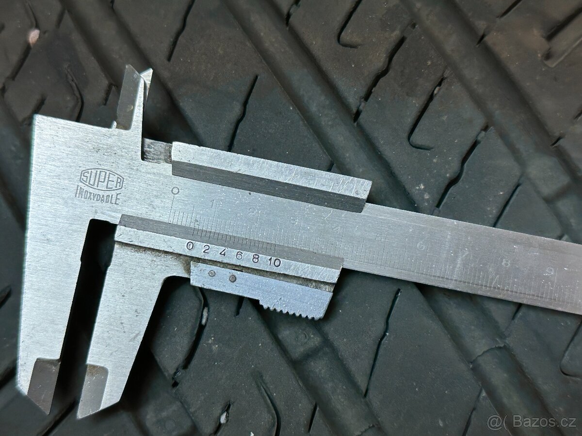 4 ks letní pneu 235/45/20 Barum Bravuris 5 - 7