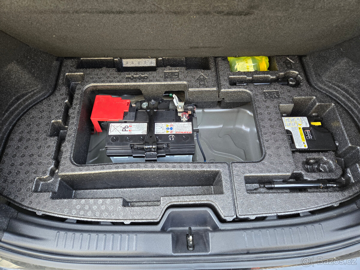 Toyota Yaris 1.6 Turbo GR Circuit Pack 4x4 261koní - 7