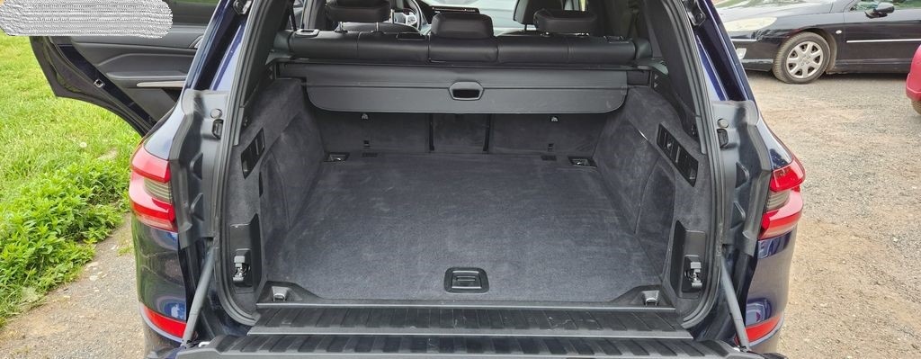 BMW X5, M50d ČR INDIVIDUAL M-SPORT TAŽNÉ - 7