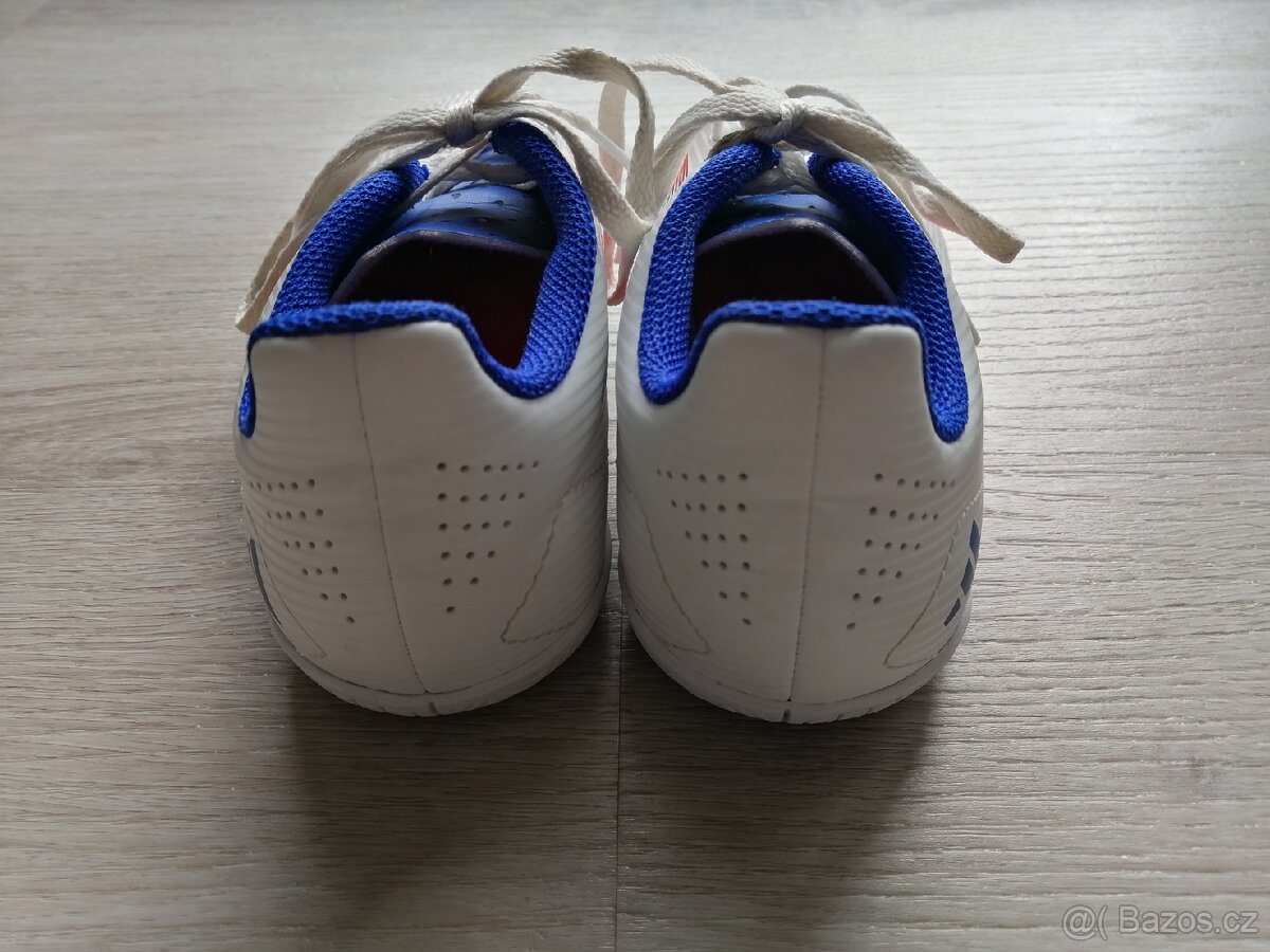 CHLAPECKÉ SÁLOVKY - 7