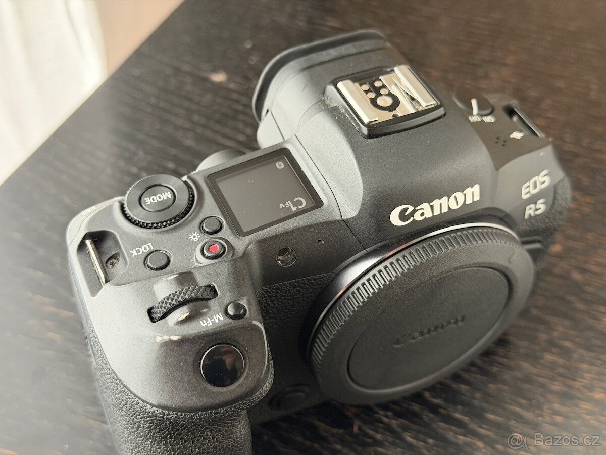 Canon EOS R5 + SmallRig Black Mamba - 7