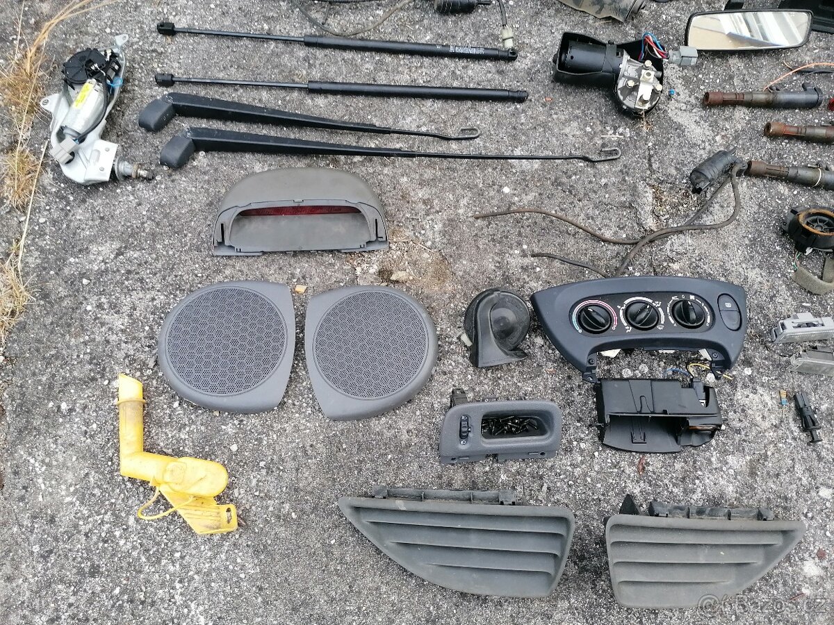 Renault Megane 1.4 1. genarace díly - 7