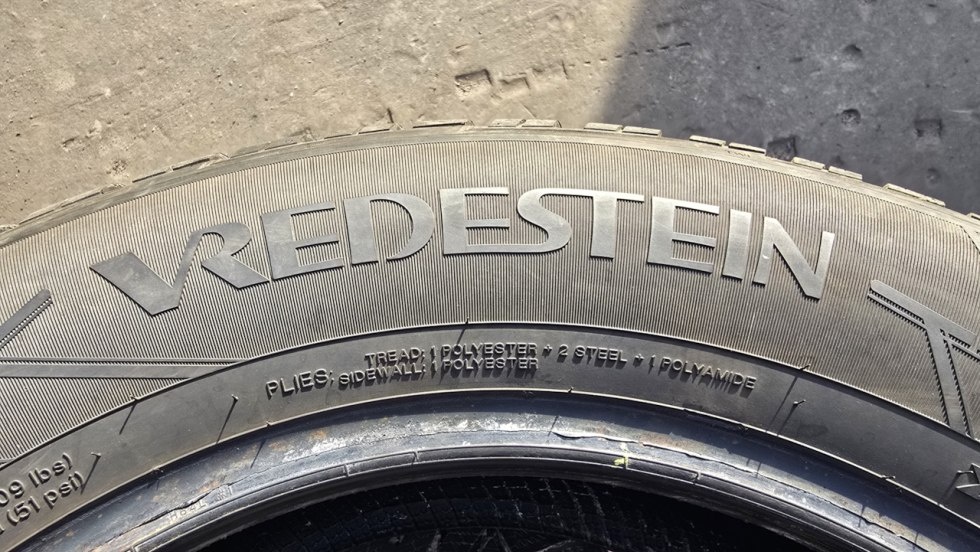 Zimní pneu 215/60/16 Vredestein - 7