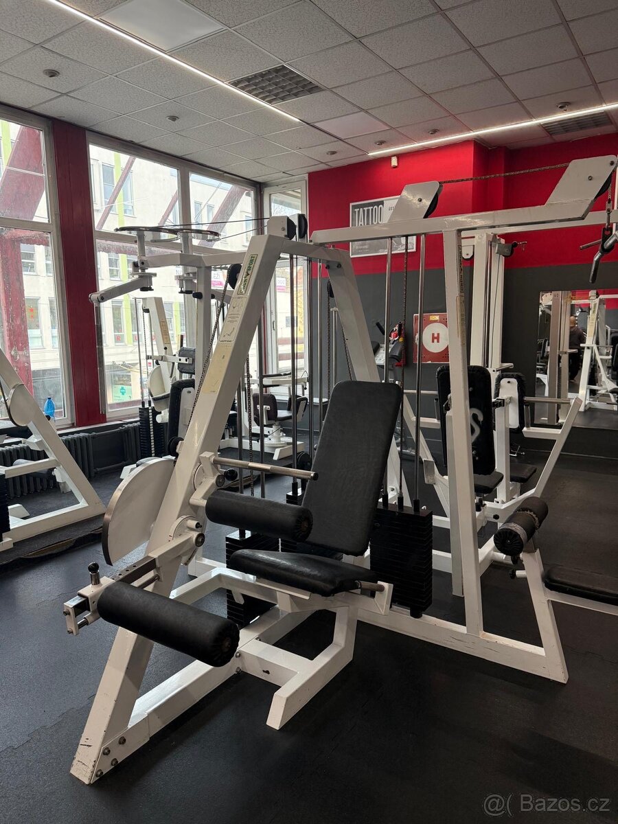 Posilovací stroj - 7