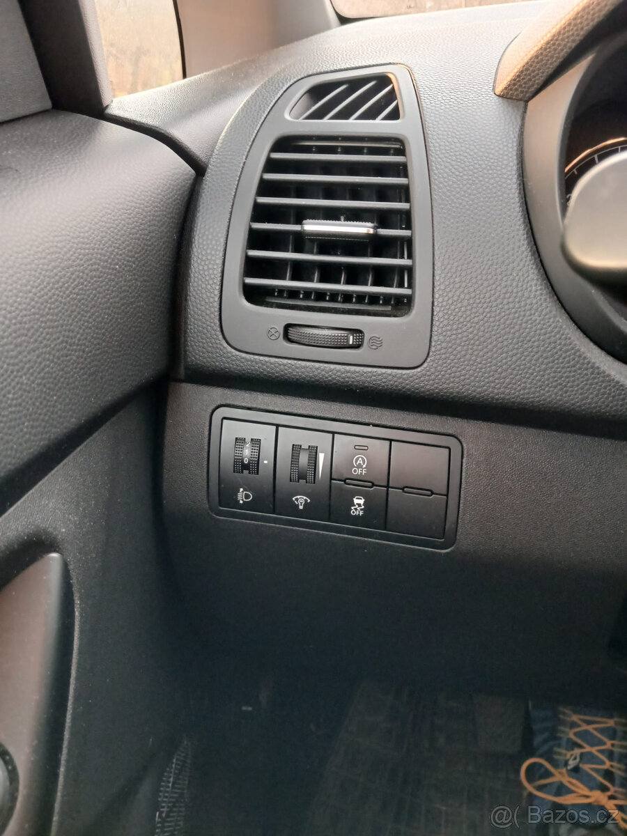 HYUNDAI IX20 1.4 66kw - 7