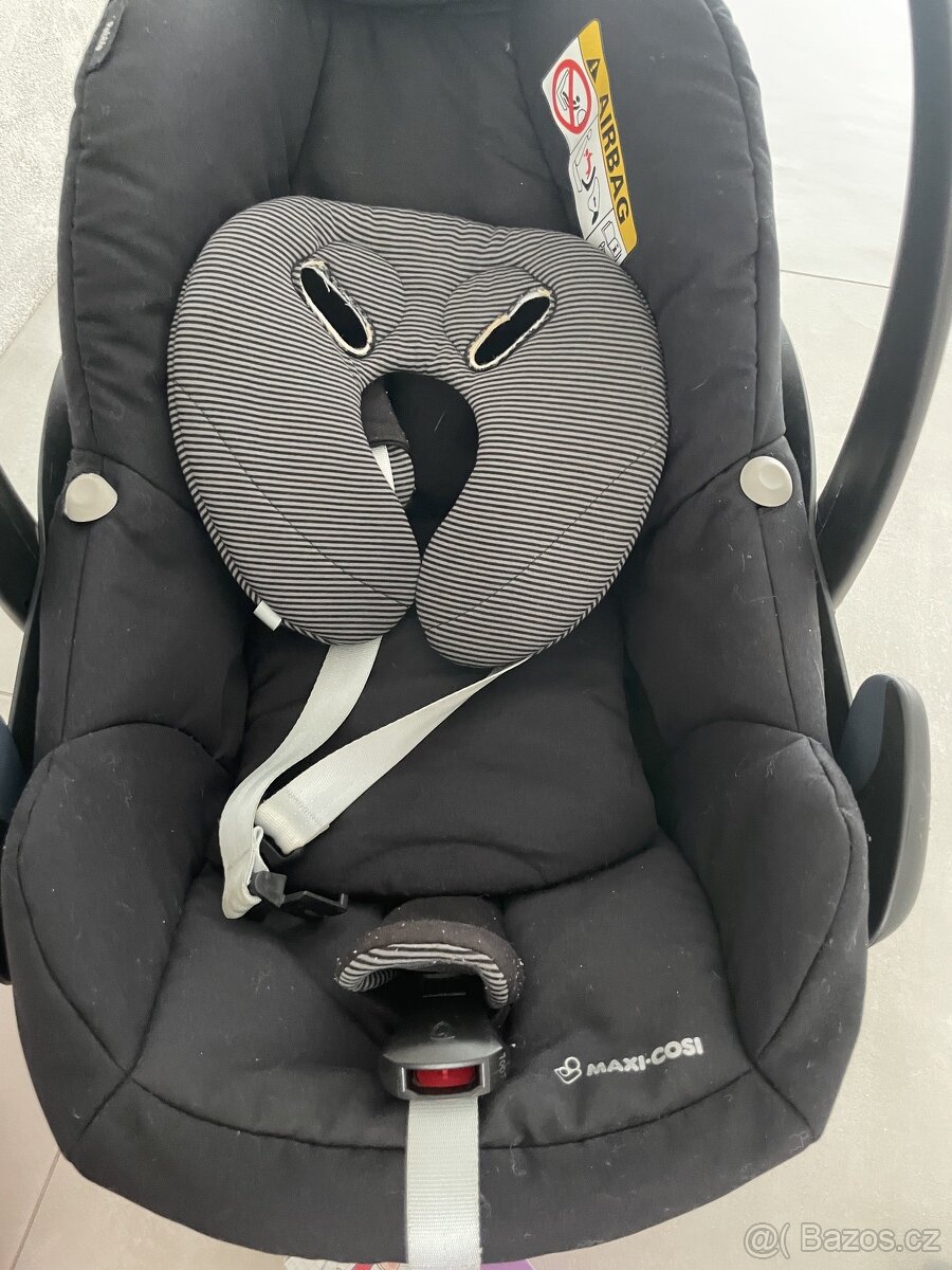 Maxi Cosi plus + základna + podsedak - 7