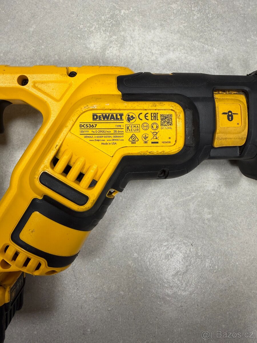 AKU mečová pila DeWALT DCS367 XR 18V - 7