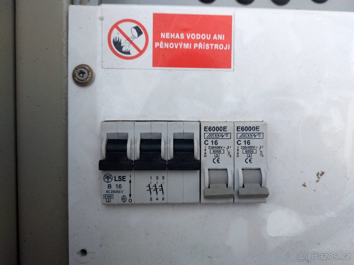 Stavební rozvaděč - 7