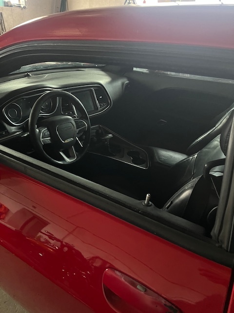 DODGE CHALLANGER 5,7 RT AUTOMAT 2015 - 7