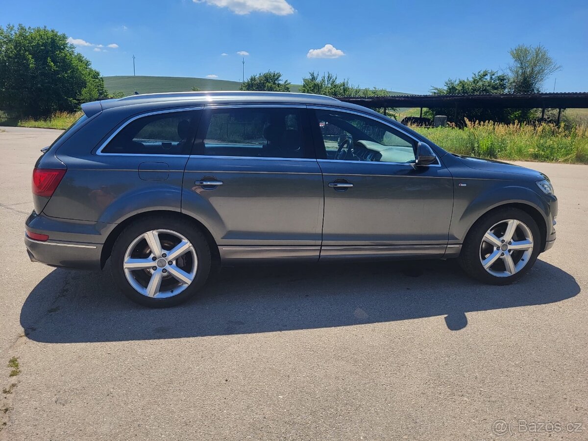 Audi Q7 - 7