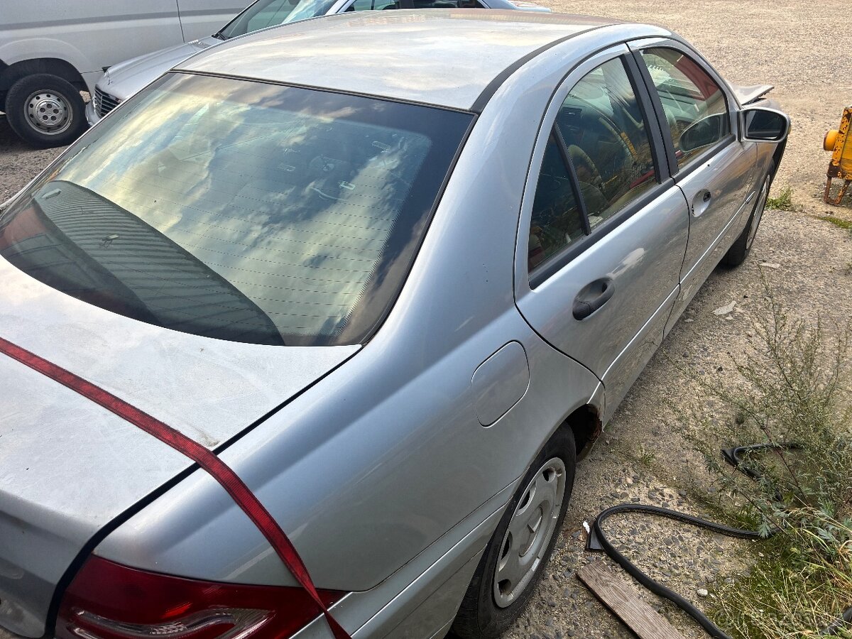Díly Mercedes w203 - 7