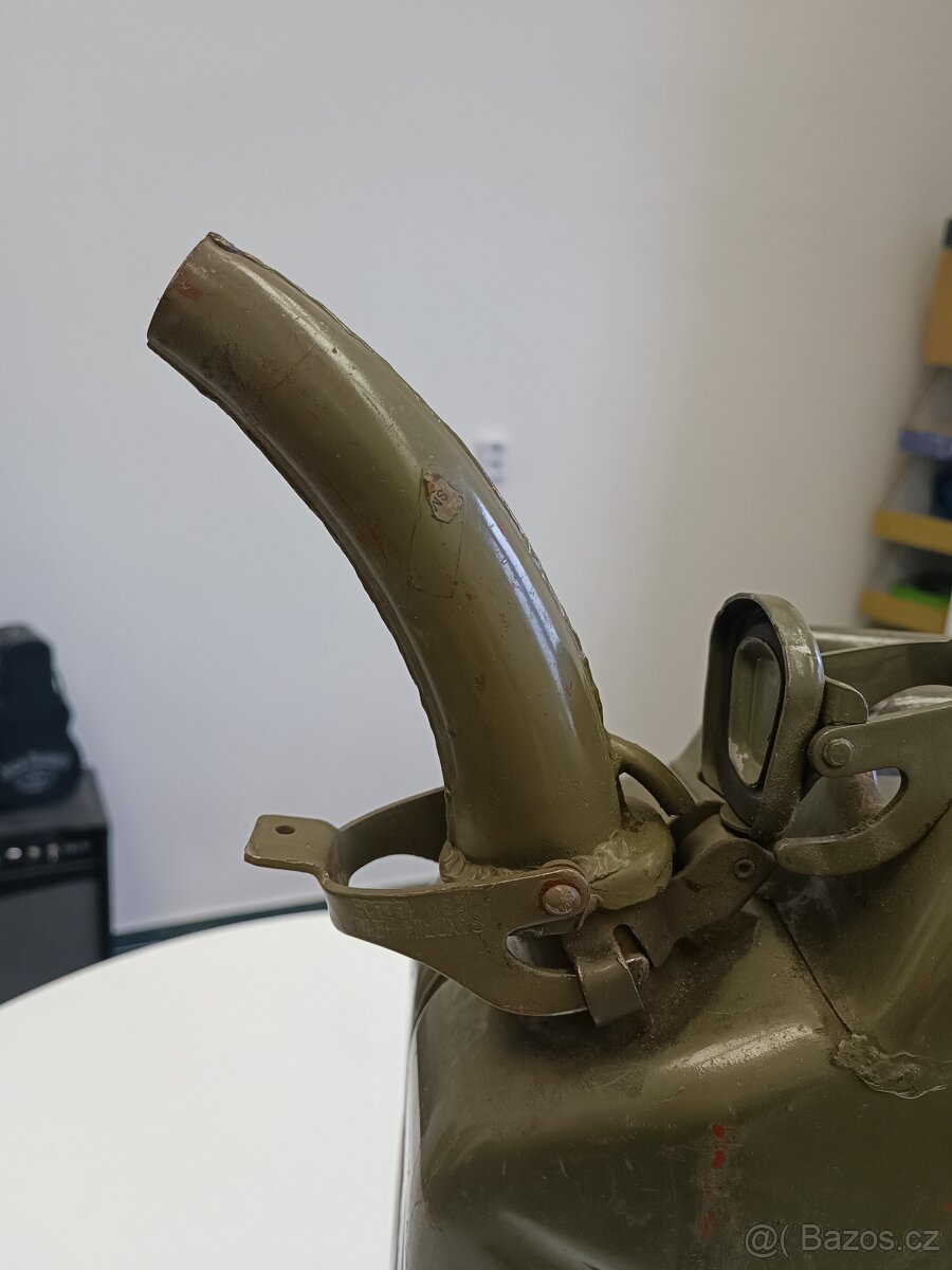 Vojenský kanystr 20 litrů z roku 1987 - originální armádní - 7