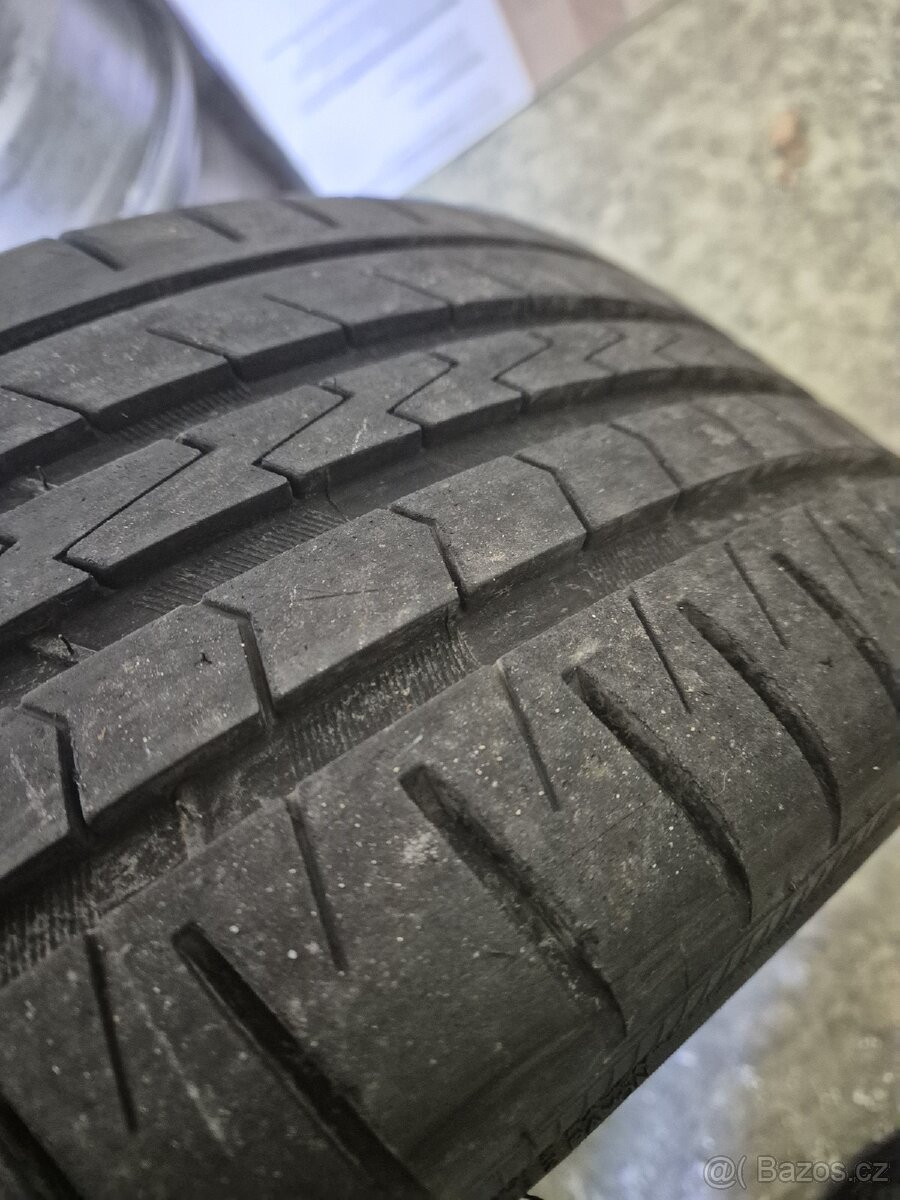 OZ racing ultraleggera 7x17 et37 - 7