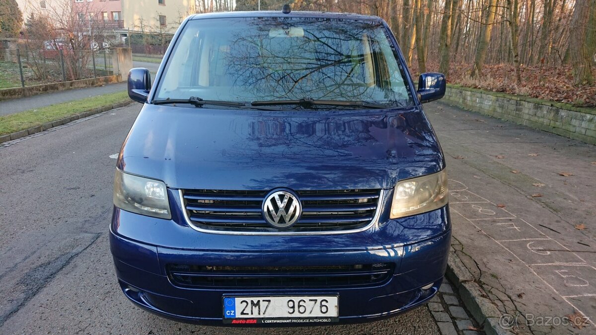 Volkswagen Multivan T5 2.5 tdi s variabilní lůžkovou úpravou - 7