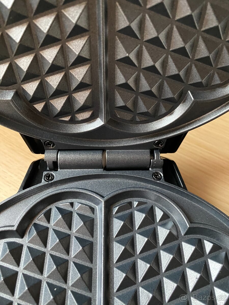 Nový vaflovač Sencor v originálním balení - 7