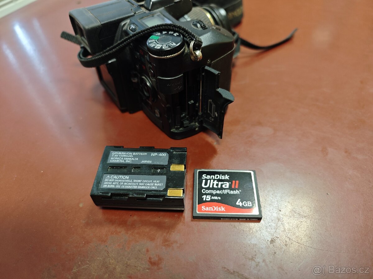 Konica Minolta Dimage A2 - 7