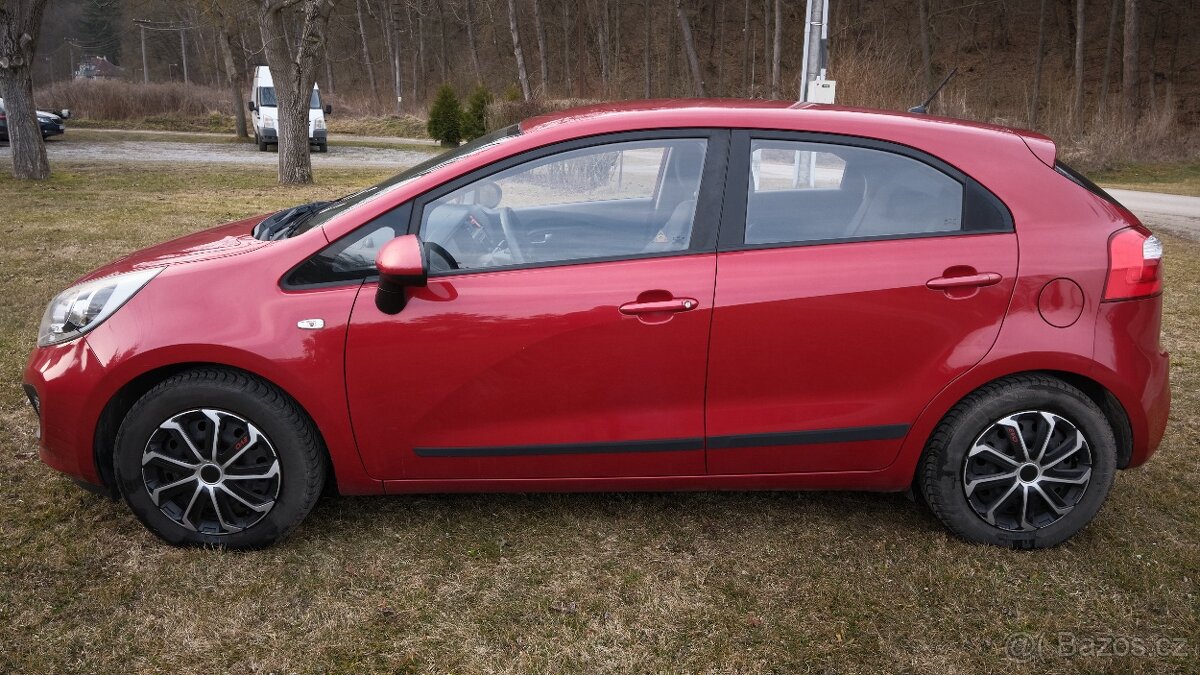Kia Rio 1.25, 62 kW, benzín - 7