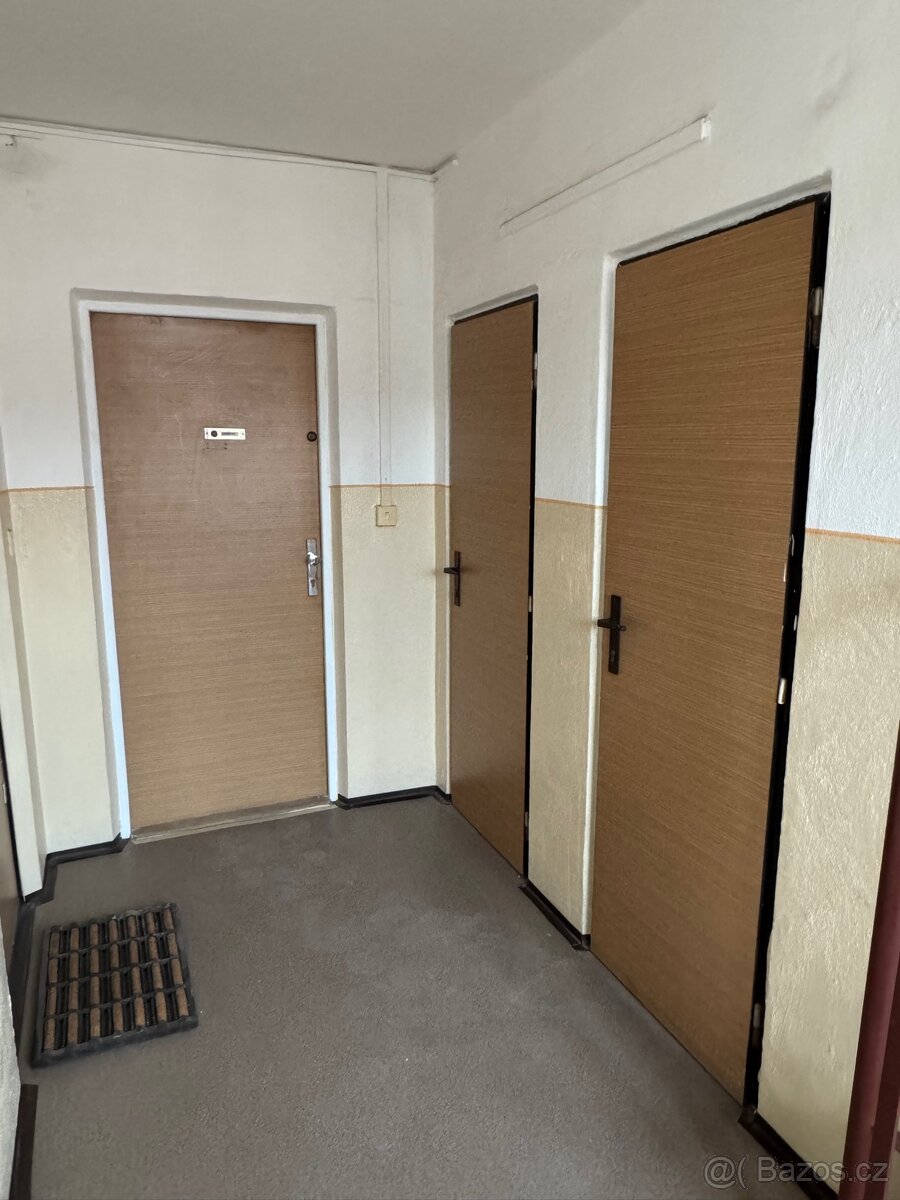 Dlouhodobý pronájem bytu 2+kk, 40 m² – Kpt. Jaroše 33 - 7