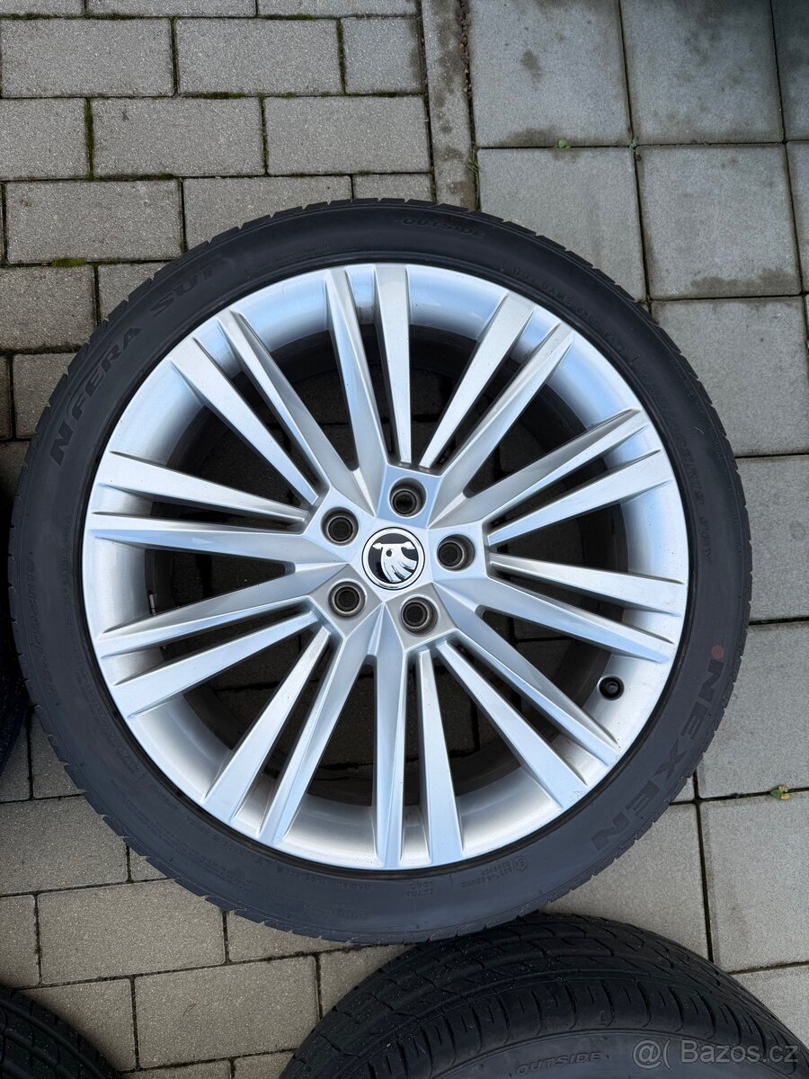 SLEVA-10k R19 5x112 Škoda Superb originál - 7