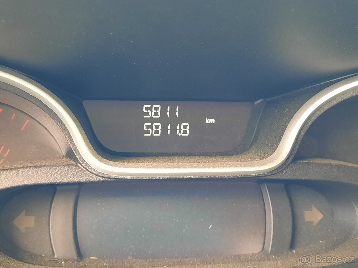 Renault Trafic 1,6 DCi zvýšený - Len 5800 KM - 7