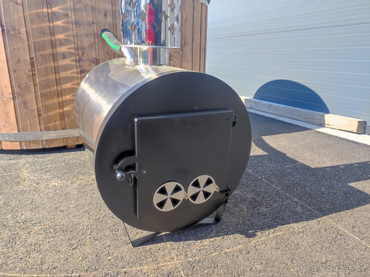 Horký sud pro dva - 7