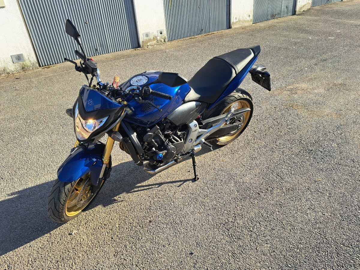 Honda hornet - 7
