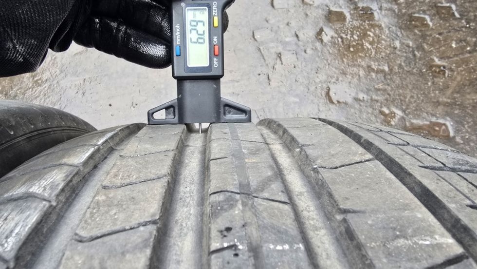 Letní pneu 235/40/20 Pirelli - 7