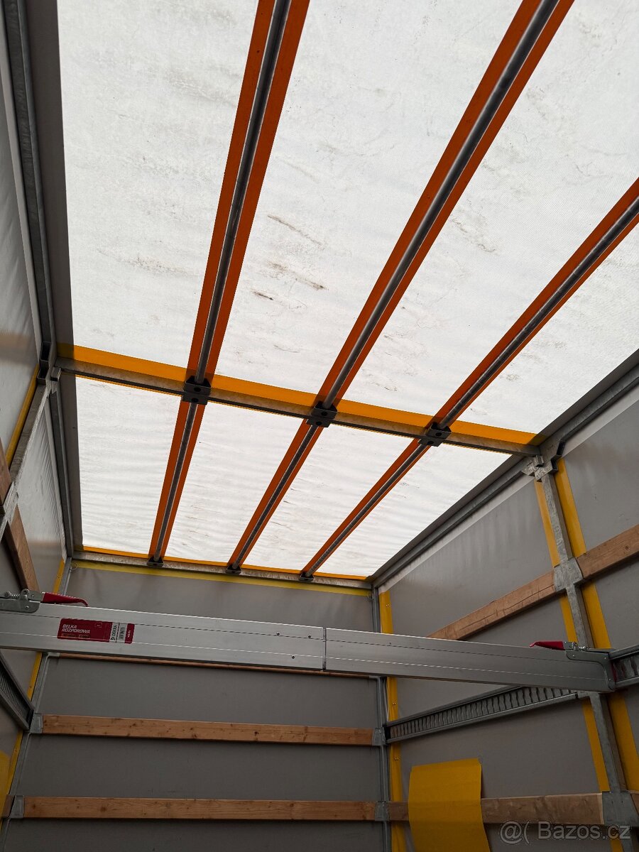 Nástavba Iveco Daily - valník s plachtou - 7