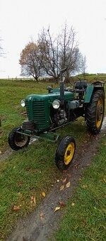 Traktor Zetor 25k - 7