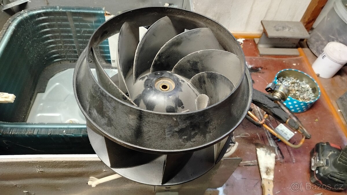 Motor s ventilátorem - pěkný stav - 7