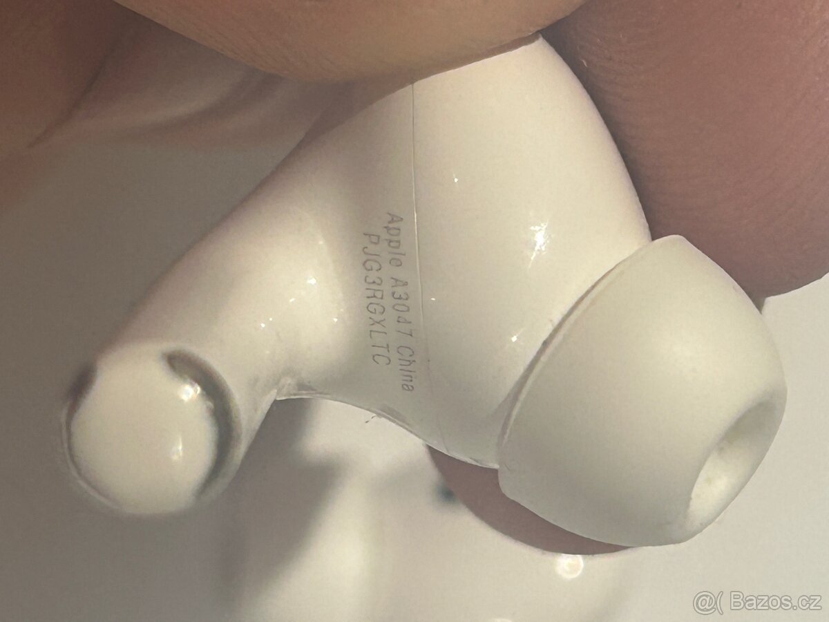 Apple AirPods Pro 2 - 7