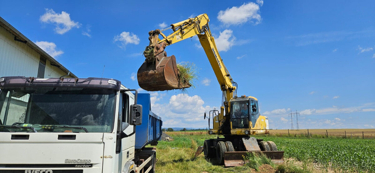 Bagr Komatsu PW220 - 7