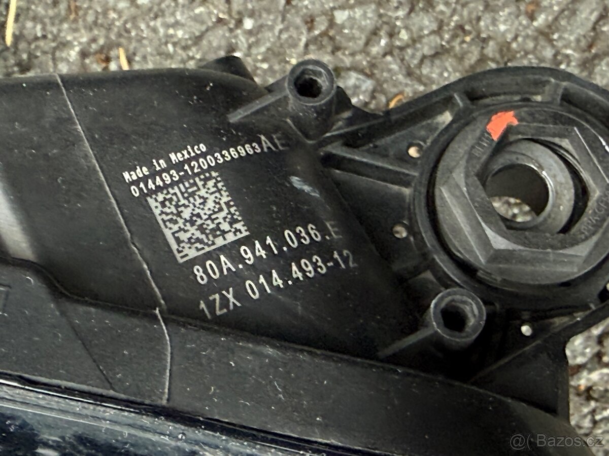 Audi SQ5 Q5 80A nárazník kapota blatníky světla - 7