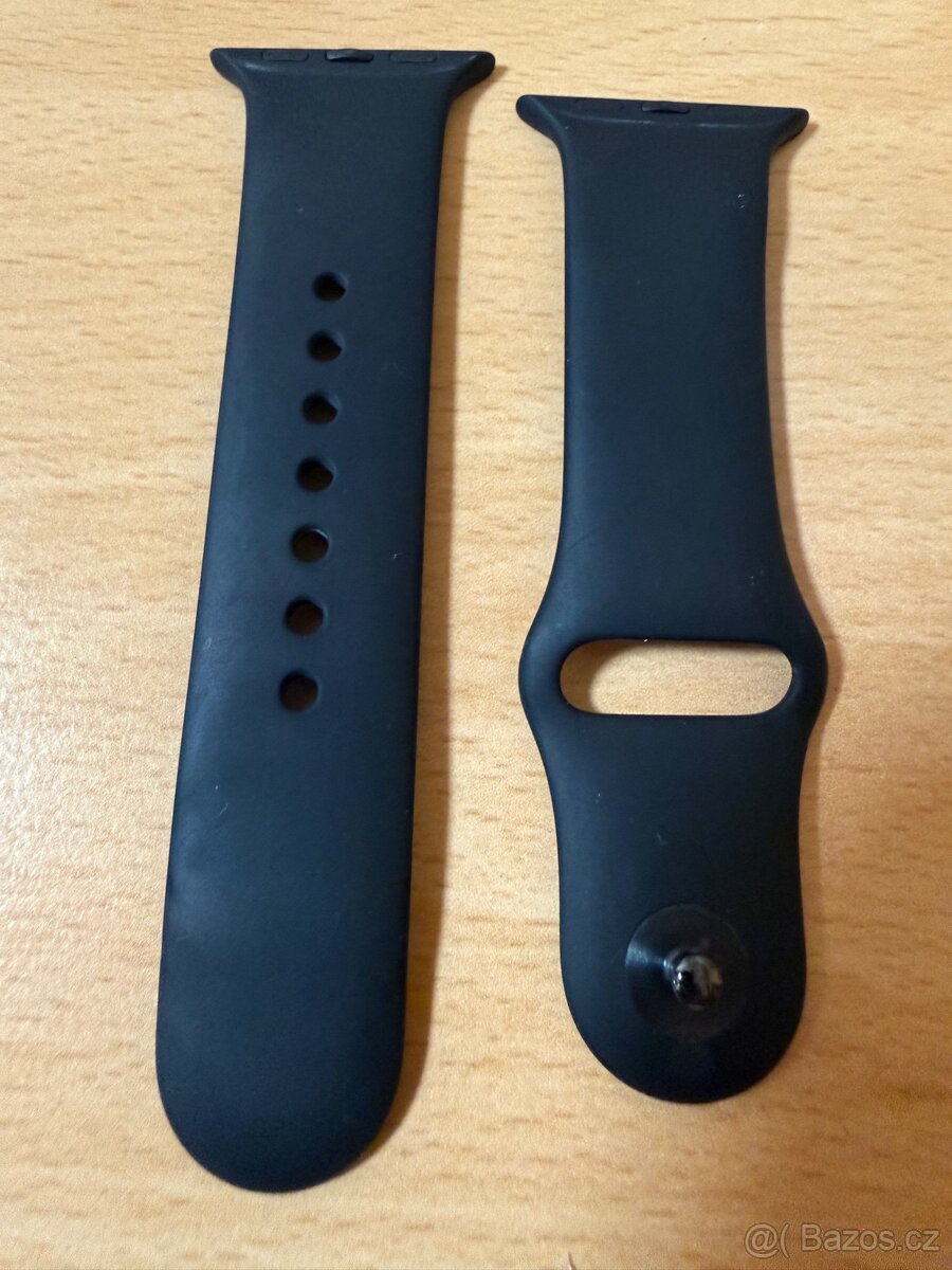 Apple Watch cellular 10 42mm Klavírně černý hliník - 7