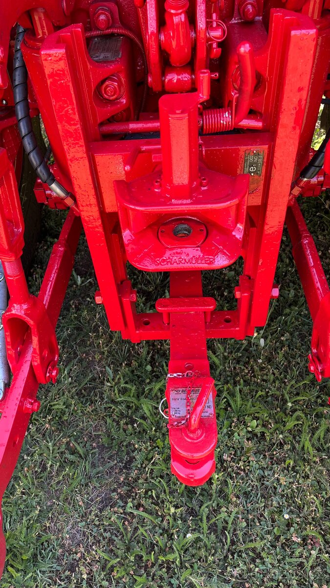 Traktor Belarus 923.7 - 7