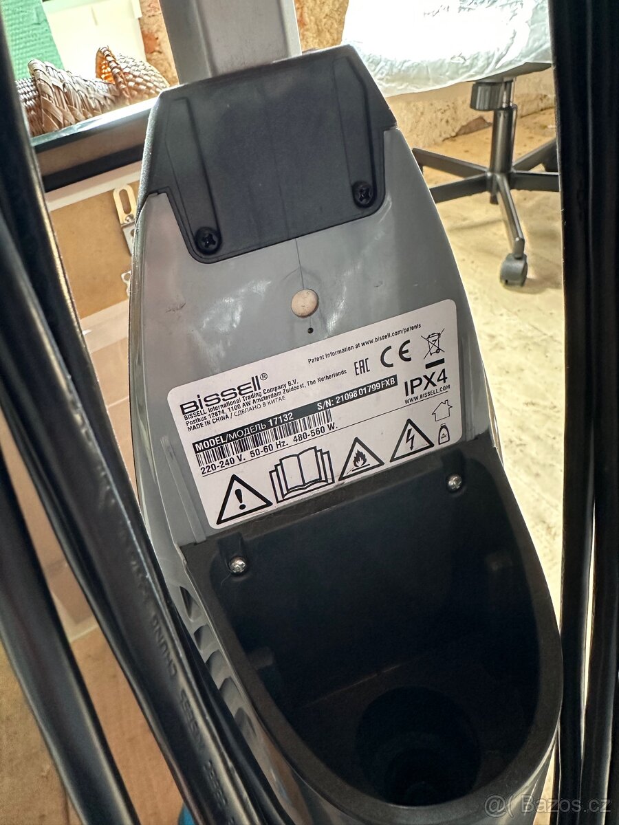 Víceúčelový tyčový vysavač Bissell 17132 CrossWave - 7