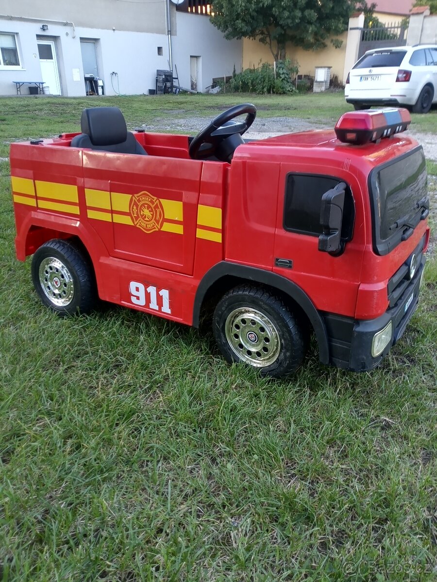 Dětské hasičské autíčko - 7