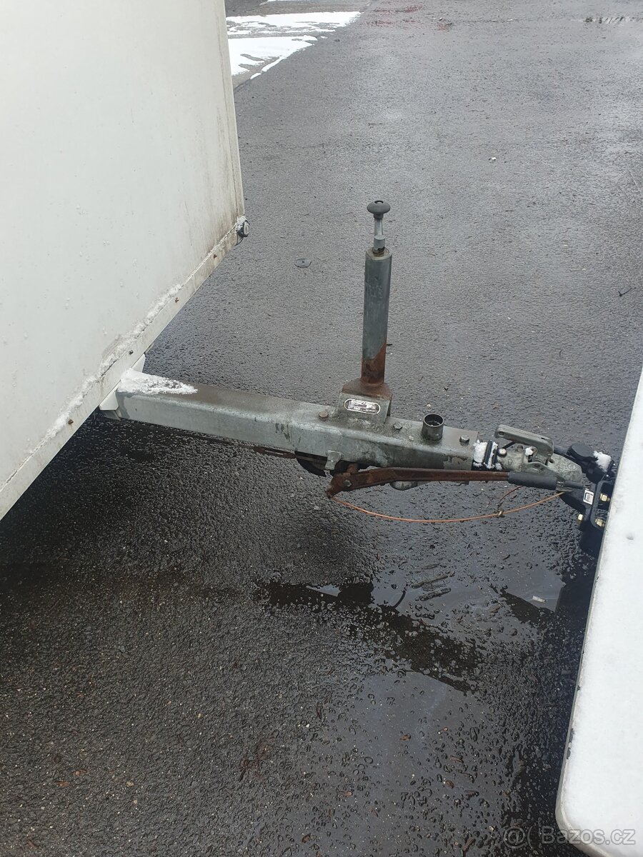 Německý skříňový přívěs Schutz - 7