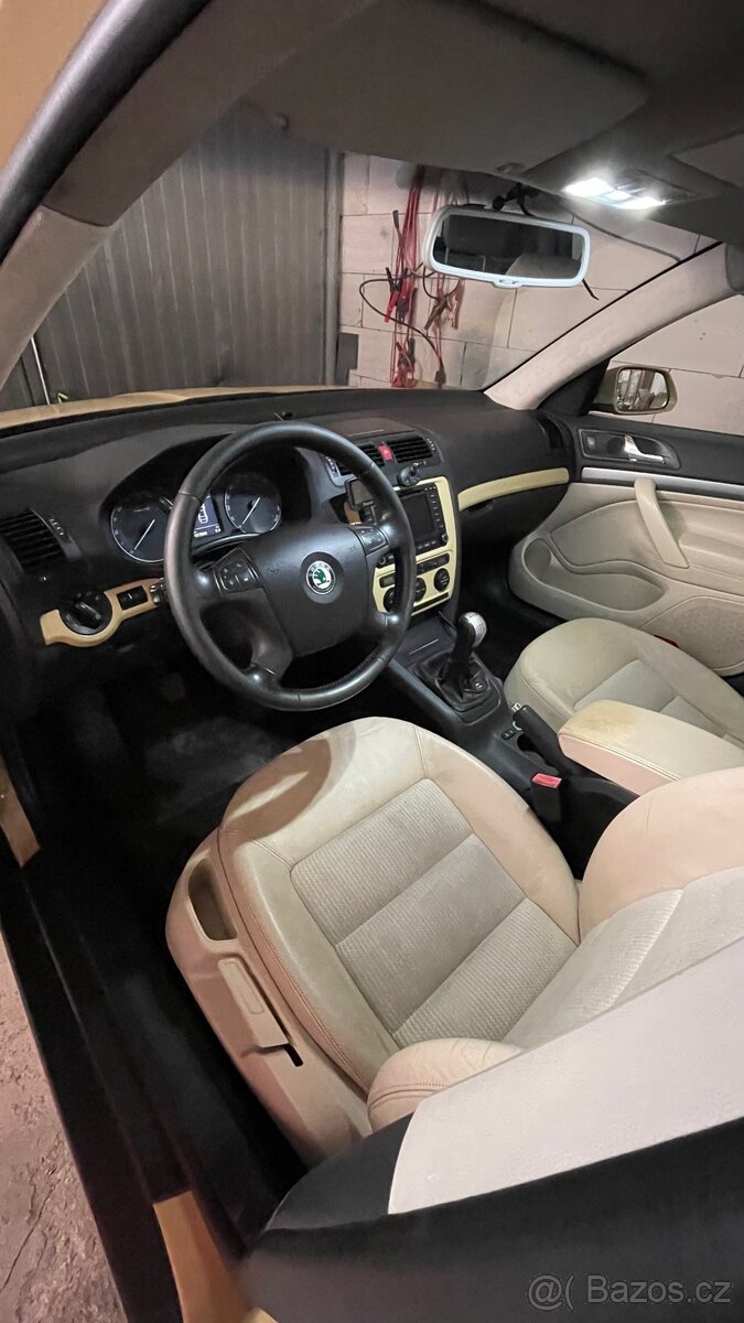 Škoda Octavia 2 1.9TDI 4x4 - super stav - 7