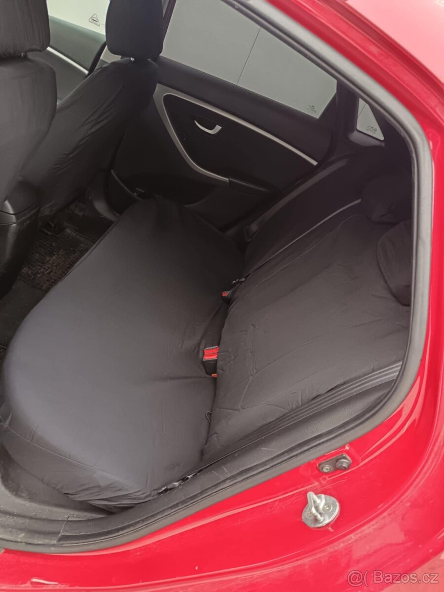 Hyundai i30 1.6 Hatchback (2012) – Po velkém servisu - 7