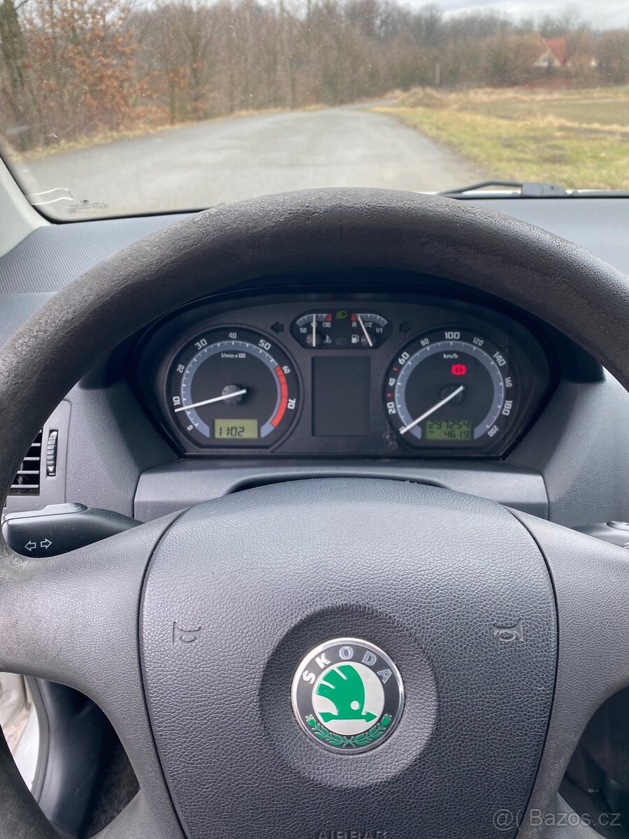 Škoda Fabia Combi 1.4 16V Nová STK, dobrý stav - 7