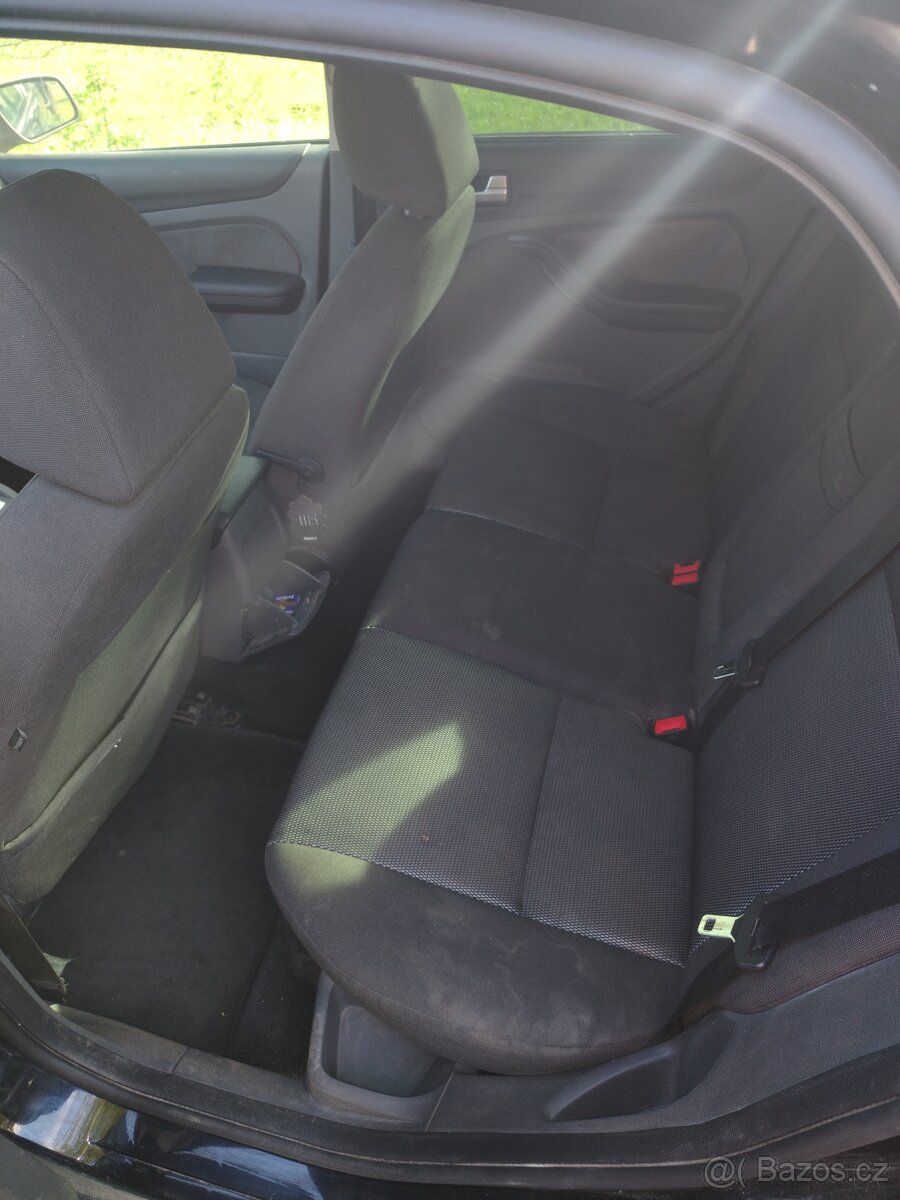 Prodám Ford Focus MK2 - 7